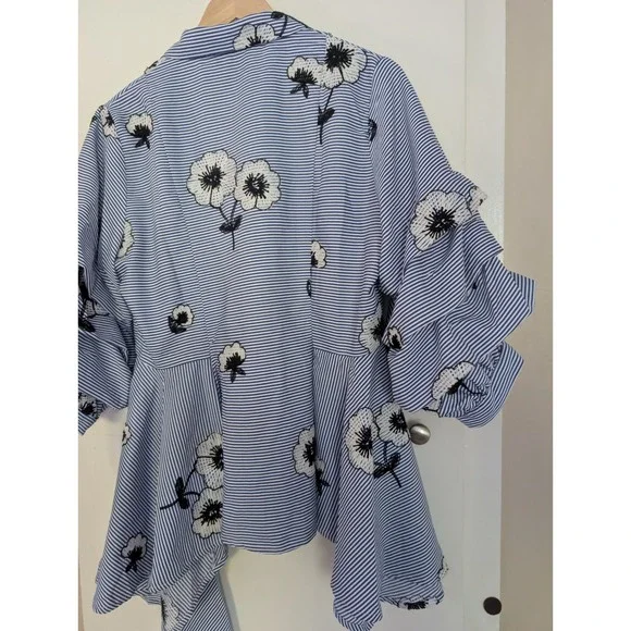 GRACIA Blue Stripe Floral Ruffle Sleeve Asymmetrical Shirt L Bold Statement Glam - Picture 11 of 11